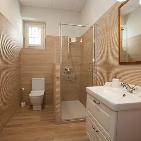 Patios De La Riva Apartment *