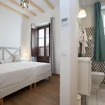 Patios De La Riva *