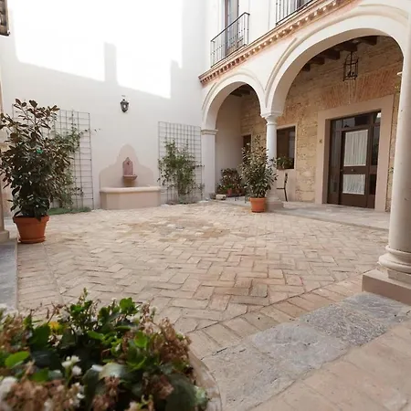 Patios De La Riva *