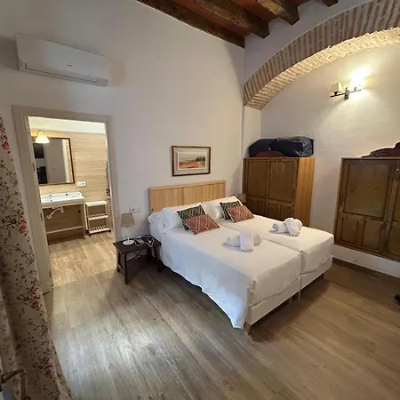 Patios De La Riva