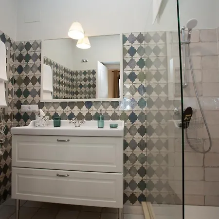 Patios De La Riva * Jerez de la Frontera