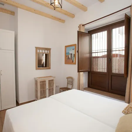 Patios De La Riva *