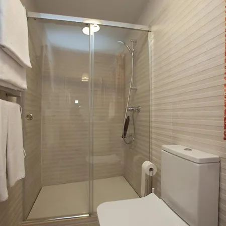 Patios De La Riva Apartman *