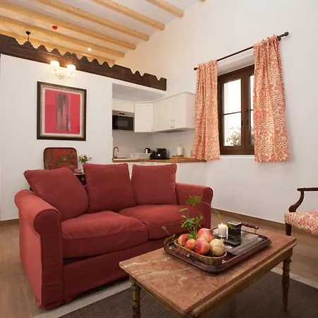 Patios De La Riva