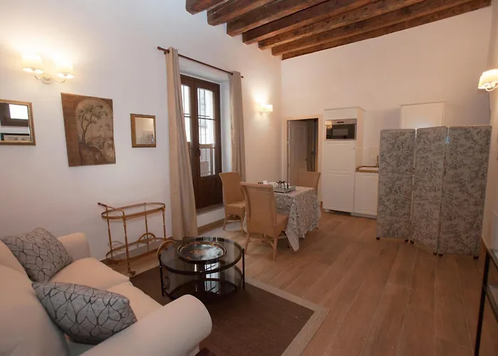 Διαμέρισμα Patios De La Riva *