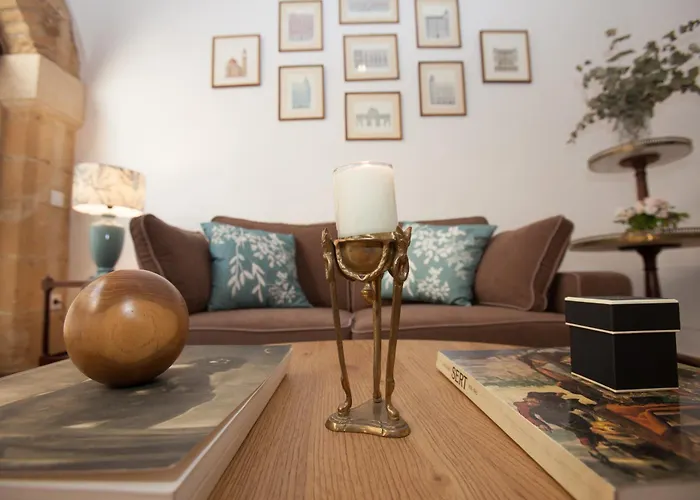 Patios De La Riva Apartment